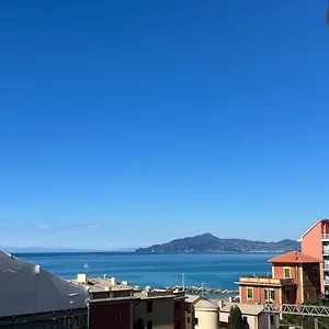 https://trilocale-50mt-dalla-spiaggia.hotelitalianriviera.com