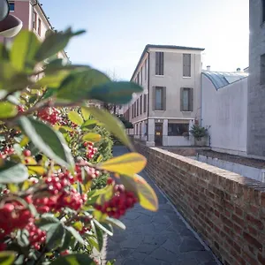 https://apt-san-francesco-charming-treviso.hotelslidodijesolo.com